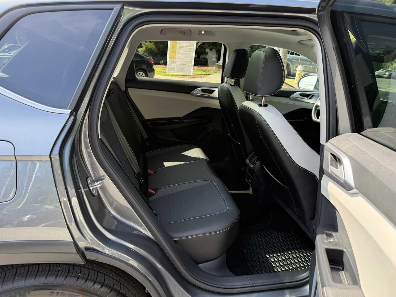 2025 Volkswagen Taos SE Westborough MA