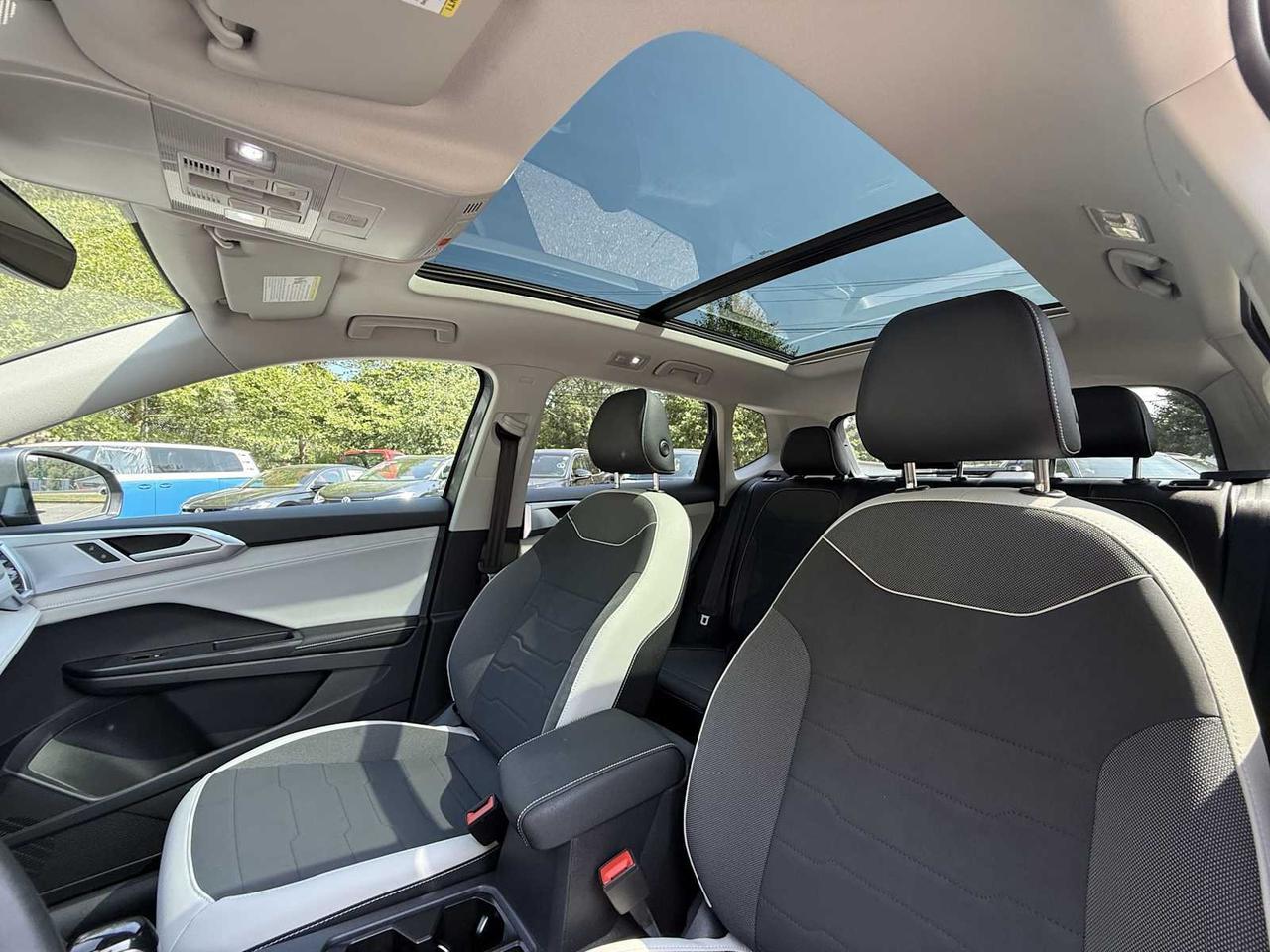 2025 Volkswagen Taos SE Westborough MA