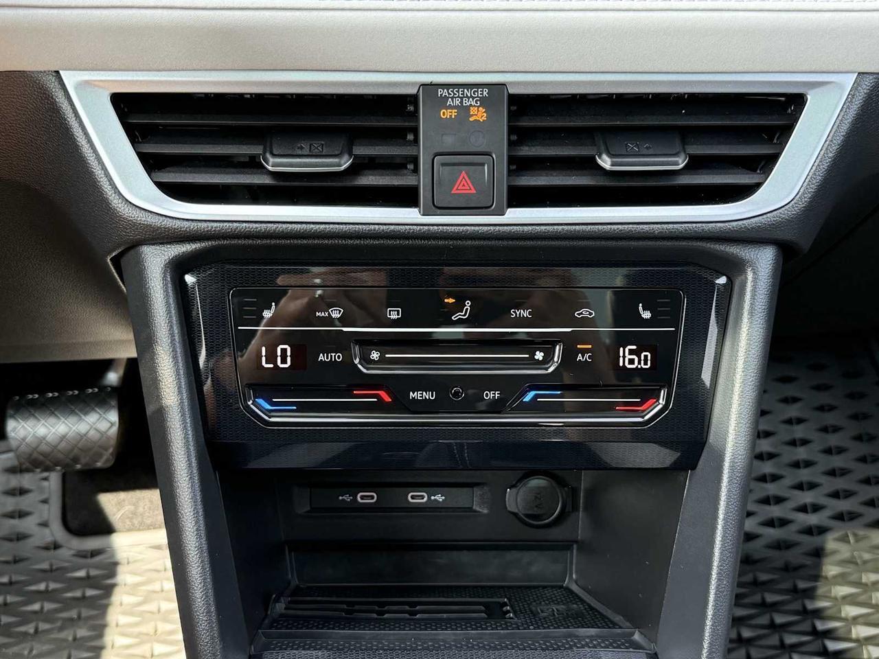 2025 Volkswagen Taos SE Westborough MA
