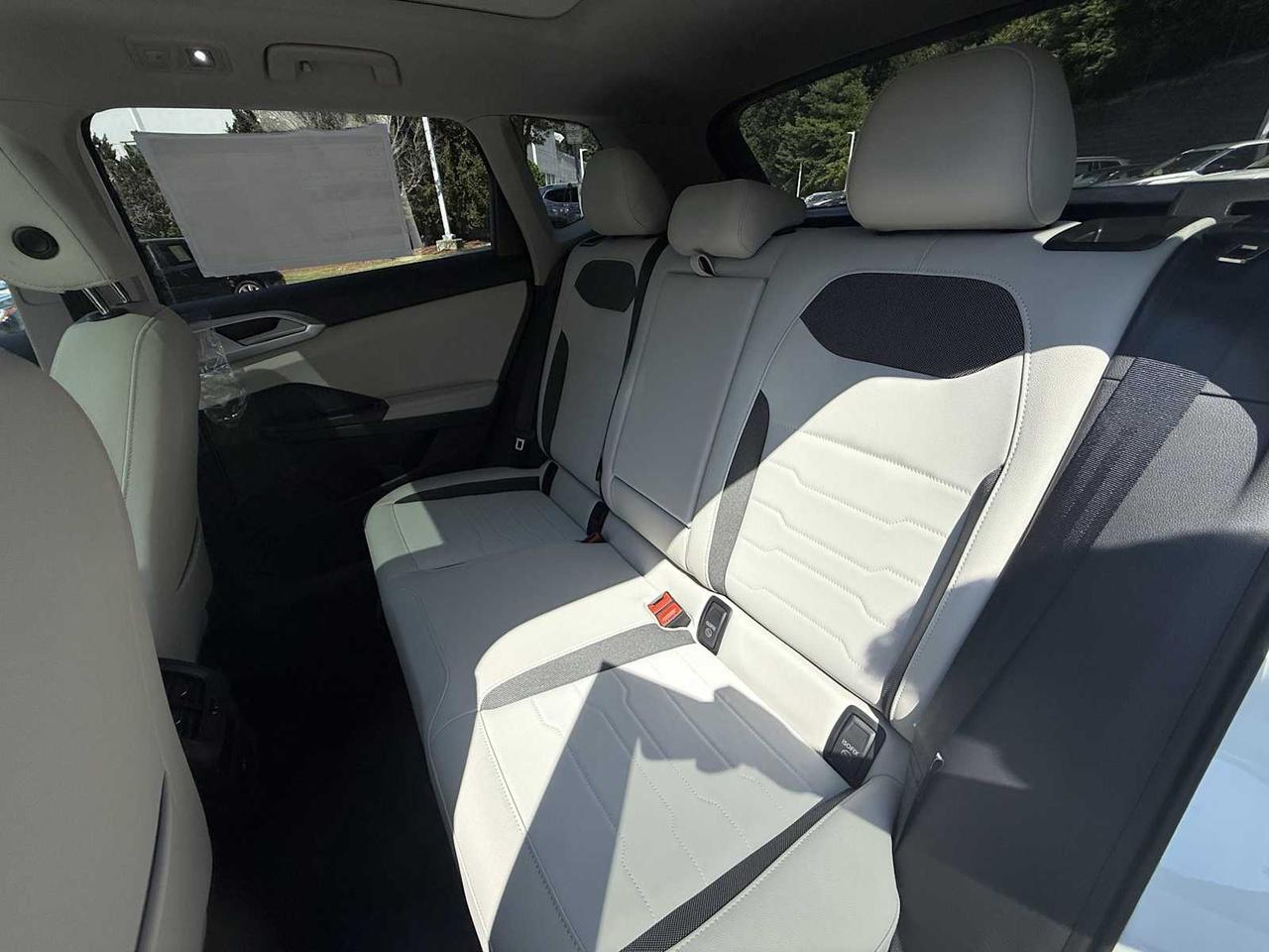 2025 Volkswagen Taos SE Westborough MA
