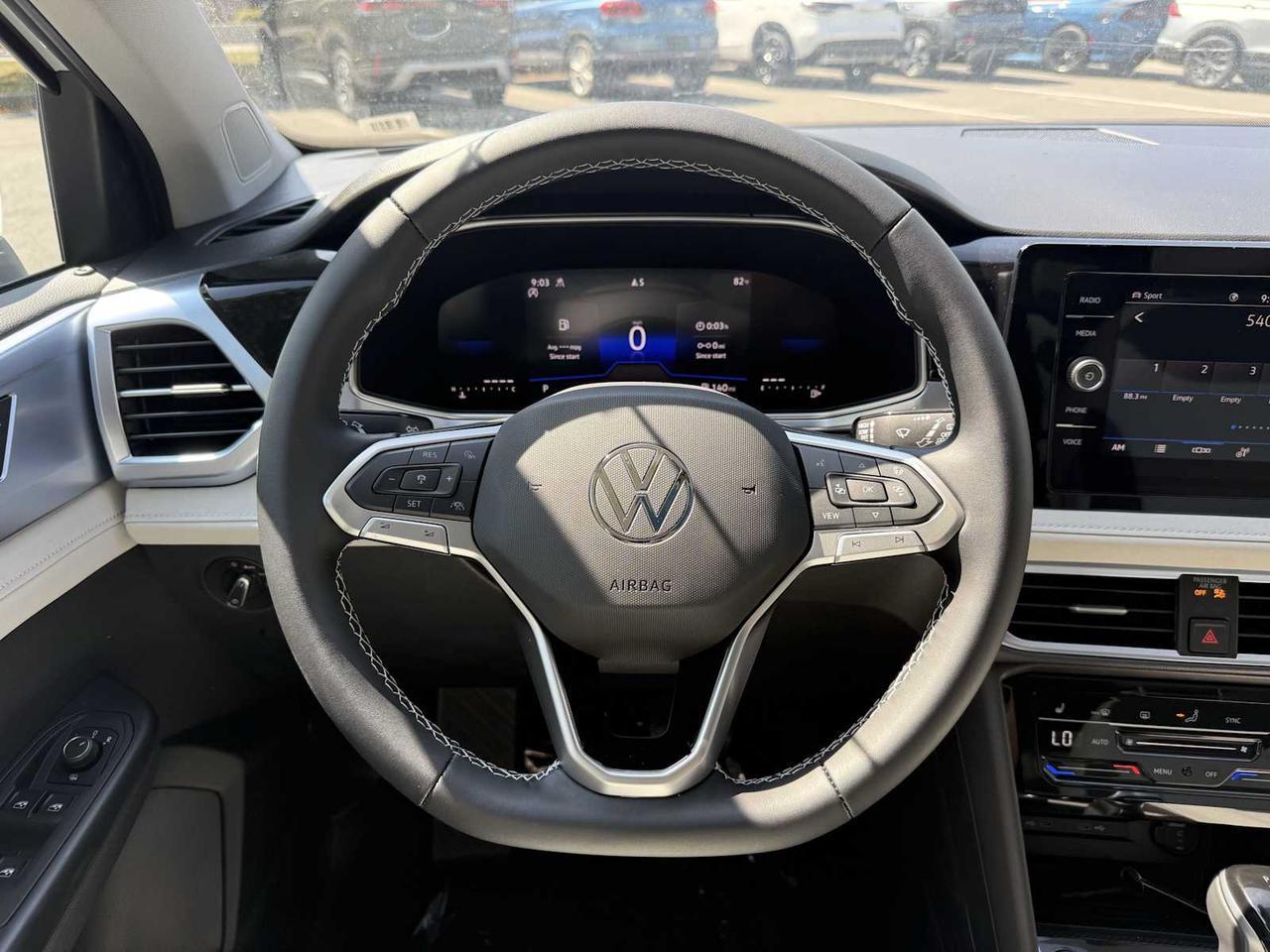 2025 Volkswagen Taos SE Westborough MA