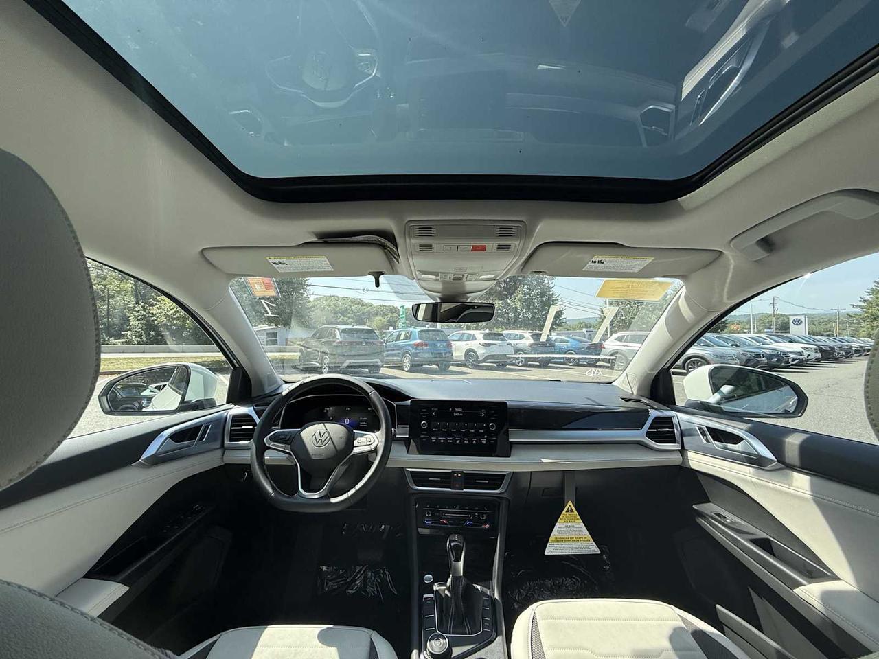2025 Volkswagen Taos SE Westborough MA