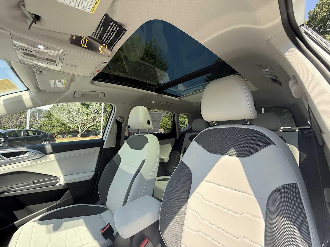 2025 Volkswagen Taos SE Westborough MA