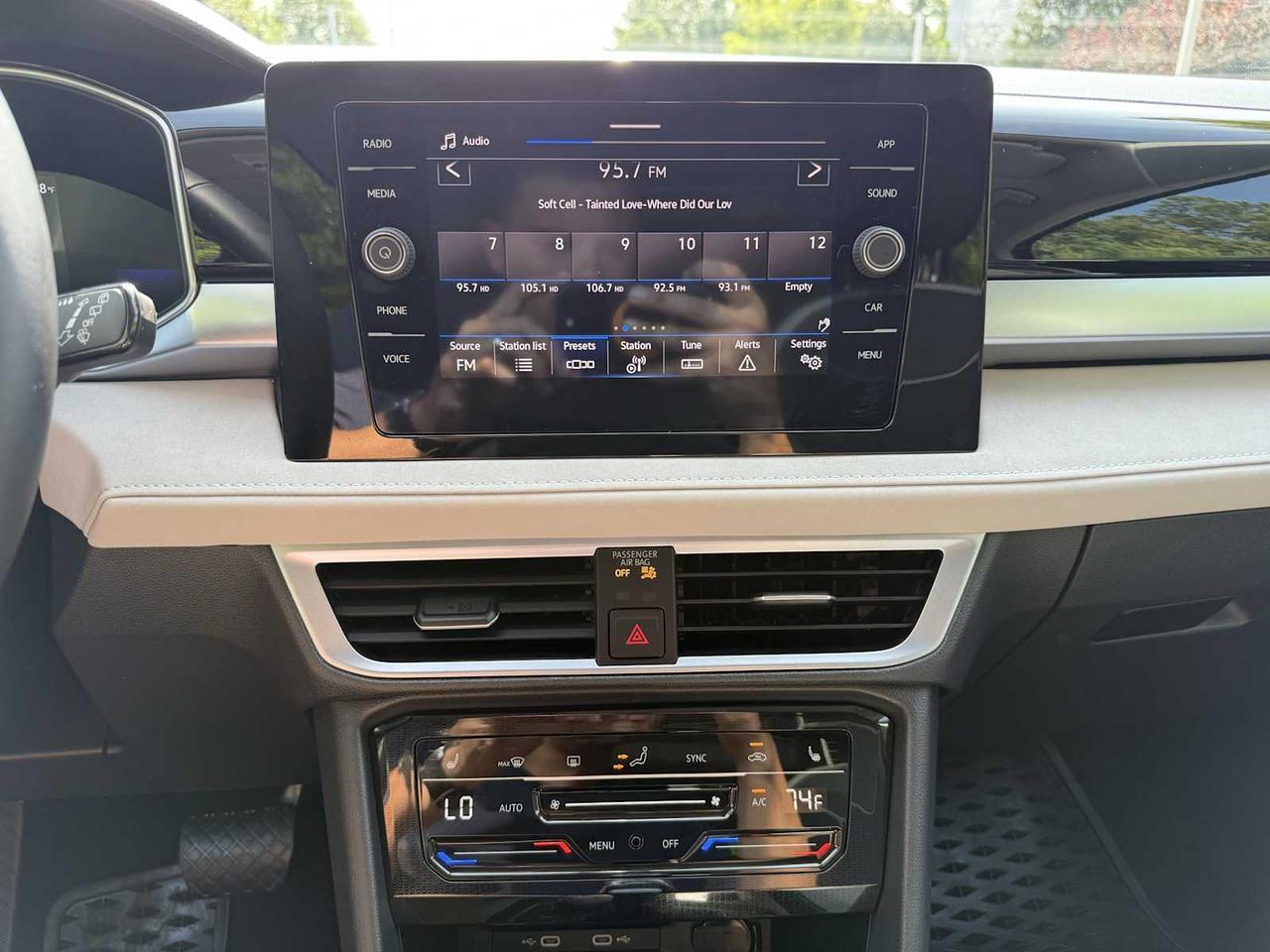 2025 Volkswagen Taos SE Westborough MA