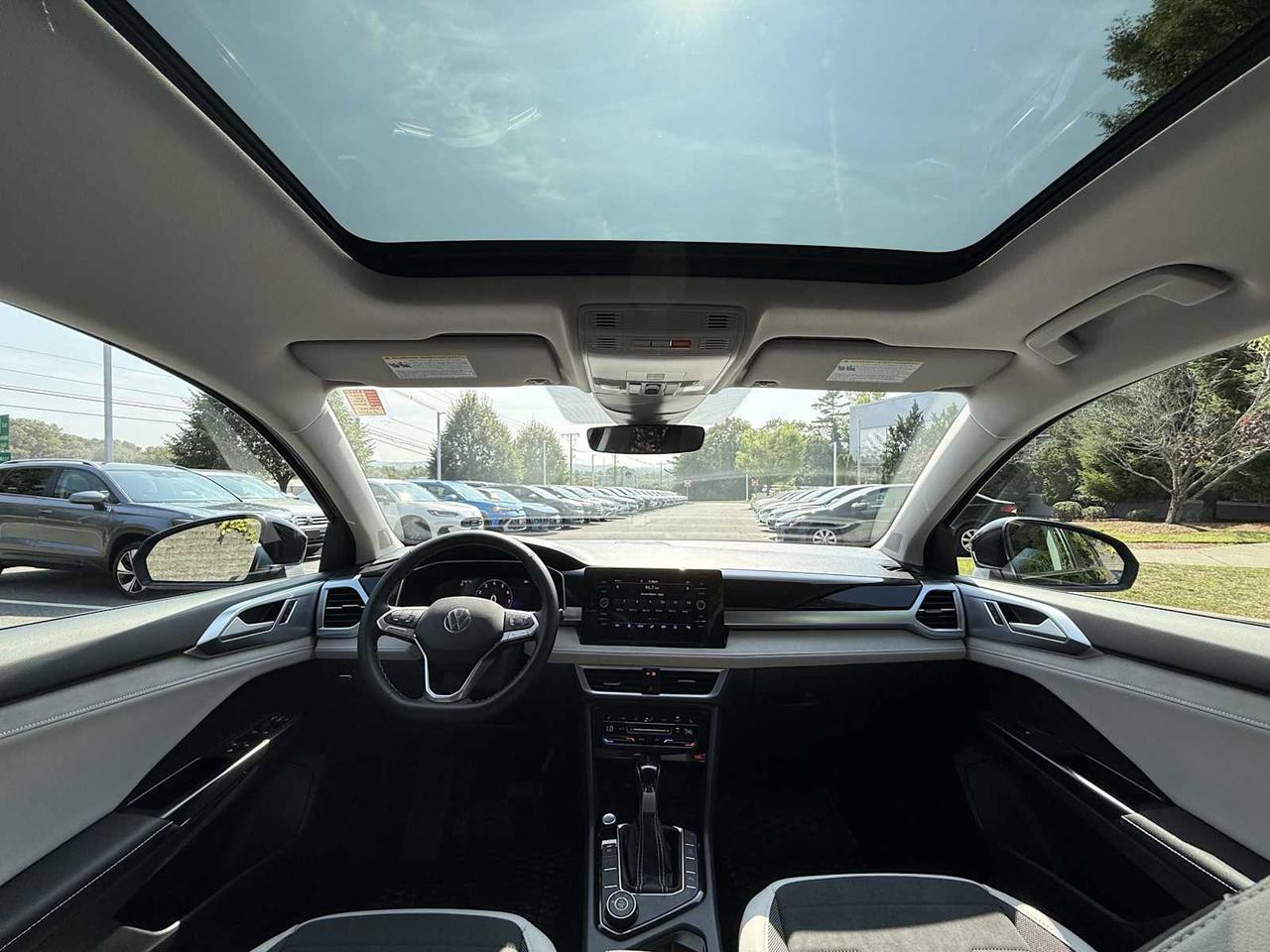 2025 Volkswagen Taos SE Westborough MA