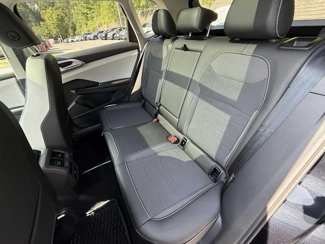 2025 Volkswagen Taos SE Westborough MA