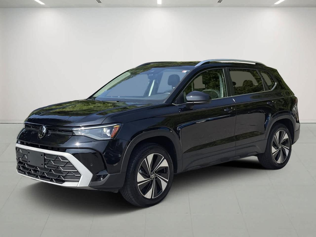 2025 Volkswagen Taos SE Westborough MA
