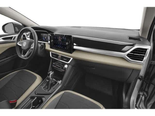 2025 Volkswagen Taos SE Westborough MA