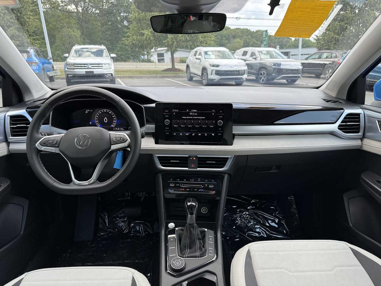2025 Volkswagen Taos SE Westborough MA