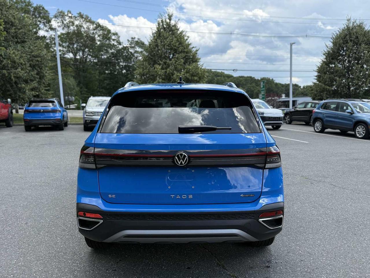 2025 Volkswagen Taos SE Westborough MA