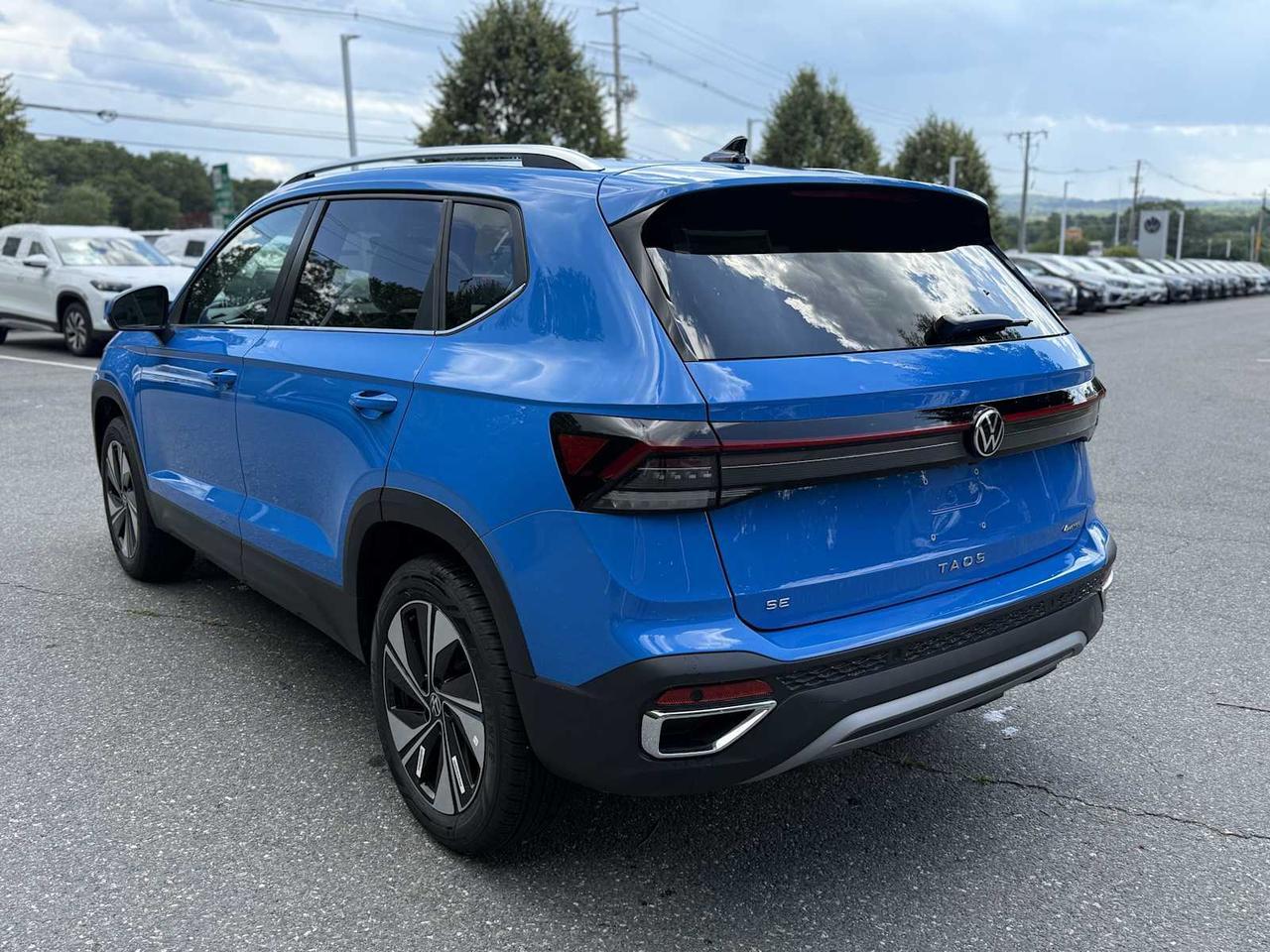 2025 Volkswagen Taos SE Westborough MA