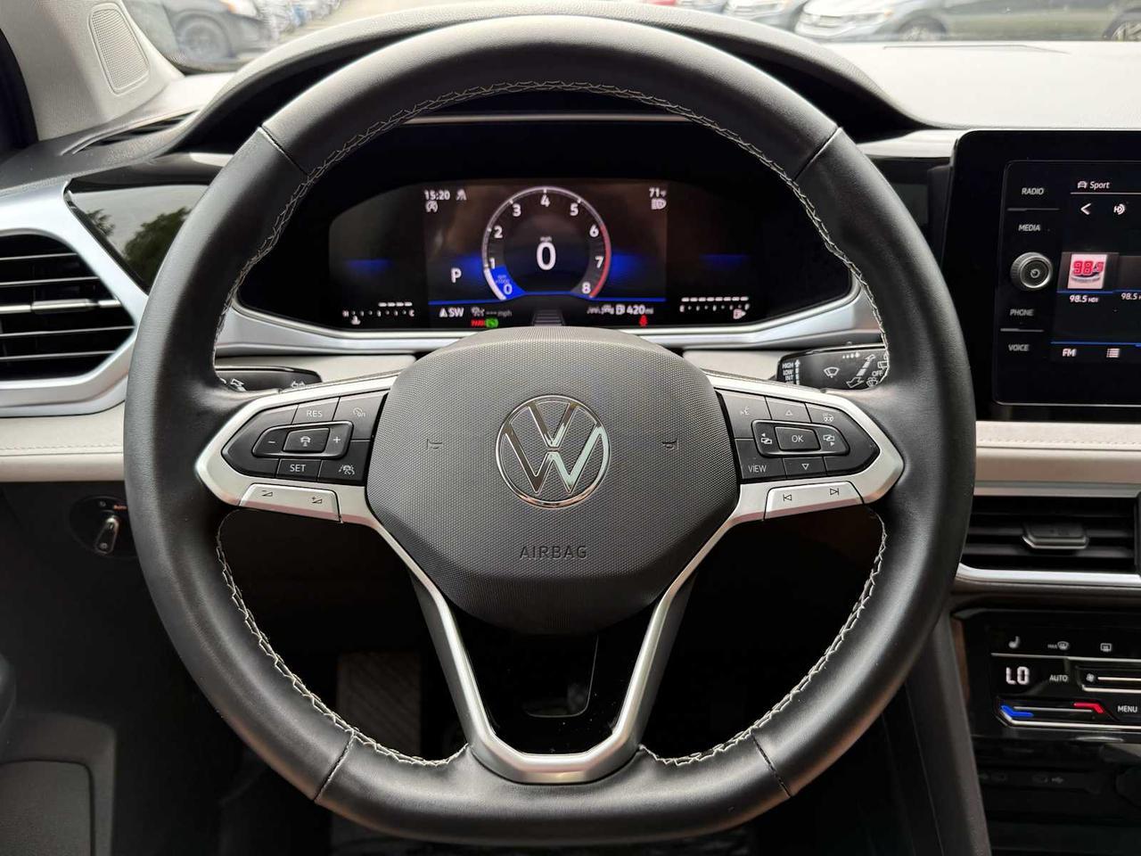 2025 Volkswagen Taos SE Westborough MA