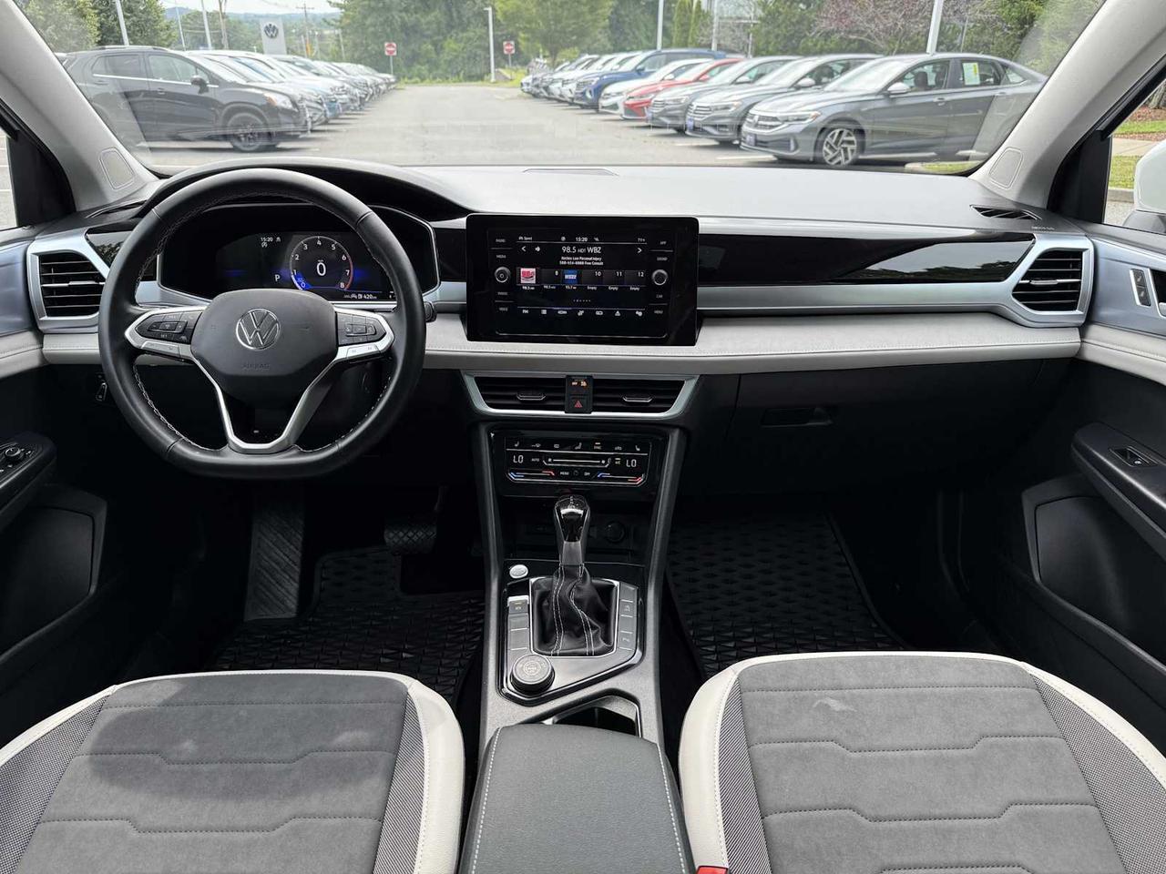 2025 Volkswagen Taos SE Westborough MA