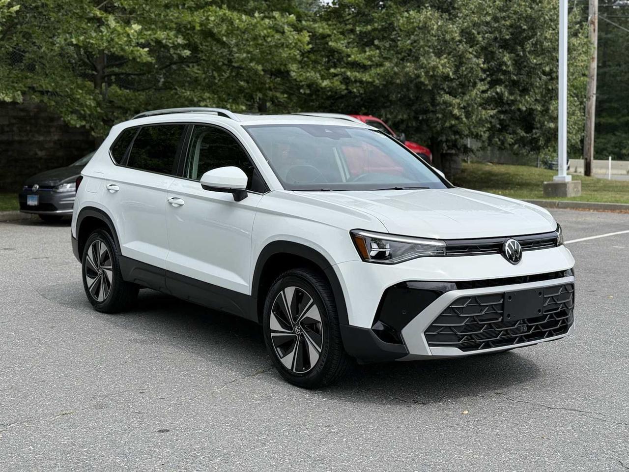 2025 Volkswagen Taos SE Westborough MA