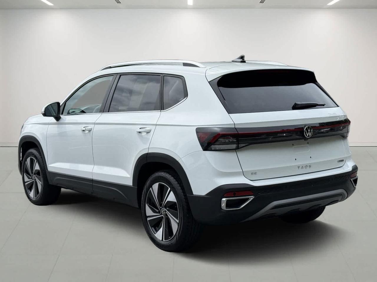 2025 Volkswagen Taos SE Westborough MA