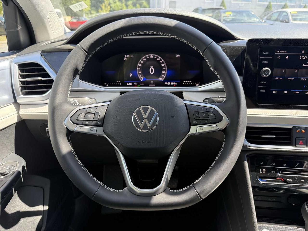 2025 Volkswagen Taos SE Westborough MA