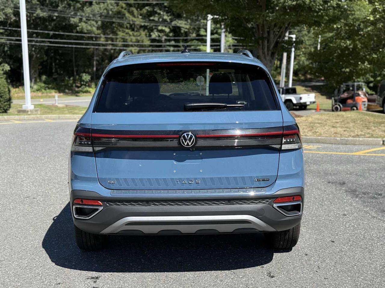 2025 Volkswagen Taos SE Westborough MA
