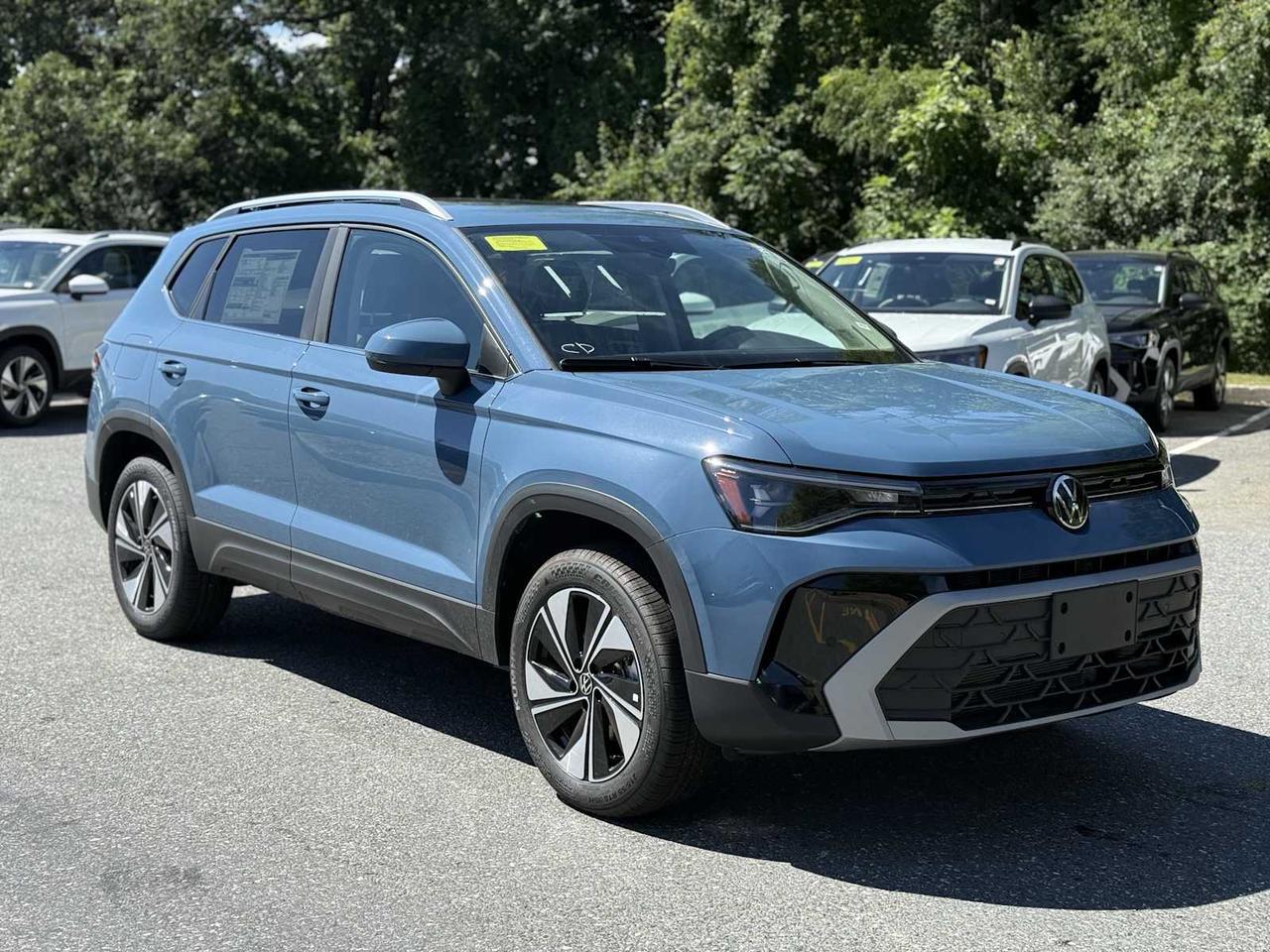 2025 Volkswagen Taos SE Westborough MA
