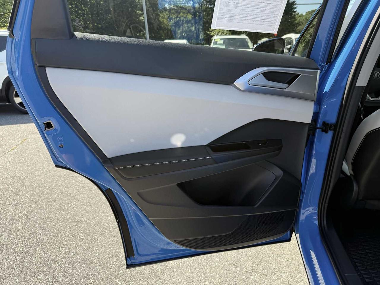 2025 Volkswagen Taos SE Westborough MA