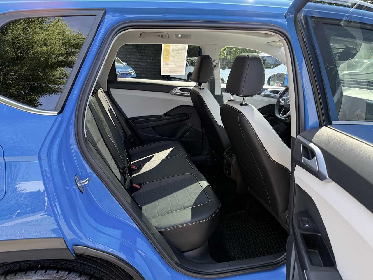 2025 Volkswagen Taos SE Westborough MA