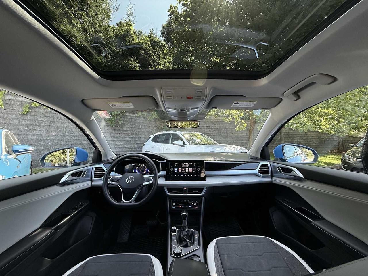 2025 Volkswagen Taos SE Westborough MA