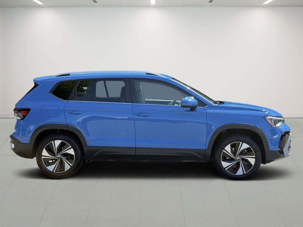 2025 Volkswagen Taos SE Westborough MA
