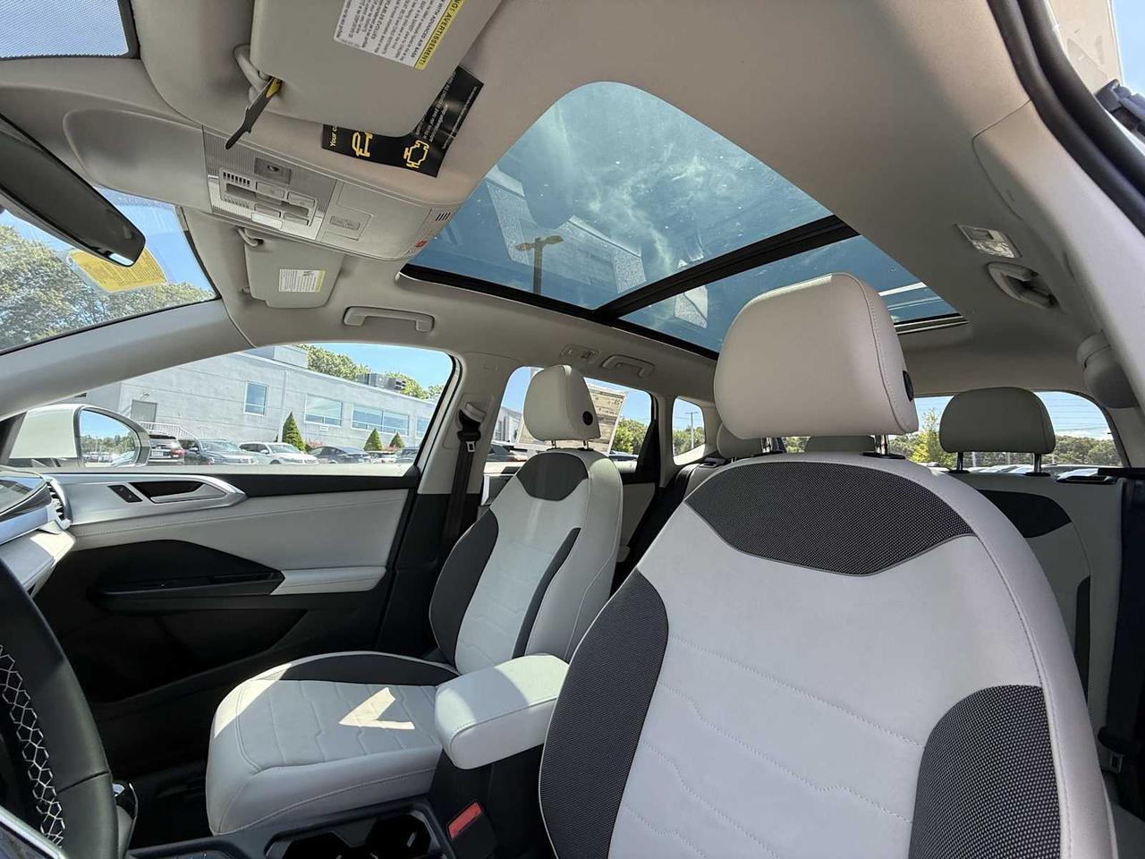 2025 Volkswagen Taos SE Westborough MA
