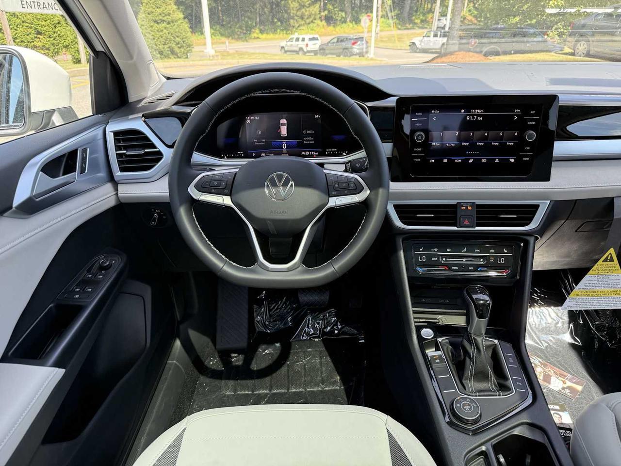 2025 Volkswagen Taos SE Westborough MA