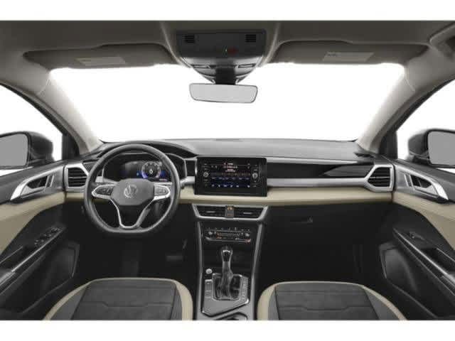 2025 Volkswagen Taos SE Westborough MA
