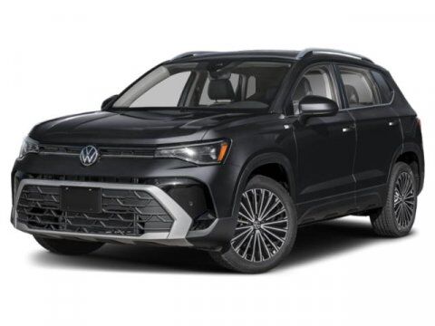 2025 Volkswagen Taos SE(ARRIVING END OF JULY/EARLY AUG) Oshkosh WI