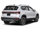 2025 Volkswagen Taos SE(ARRIVING END OF JULY/EARLY AUG) Oshkosh WI