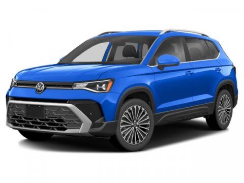 2025 Volkswagen Taos SE(ARRIVING END OF JULY/EARLY AUG) Oshkosh WI
