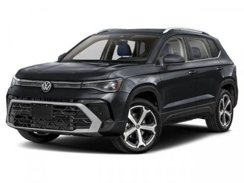 2025 Volkswagen Taos SEL Oshkosh WI