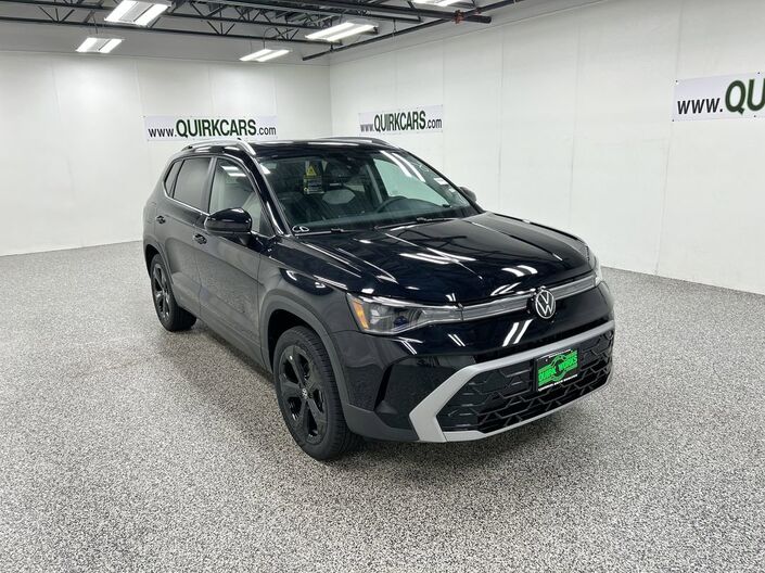 2025 Volkswagen Taos SEL Oshkosh WI
