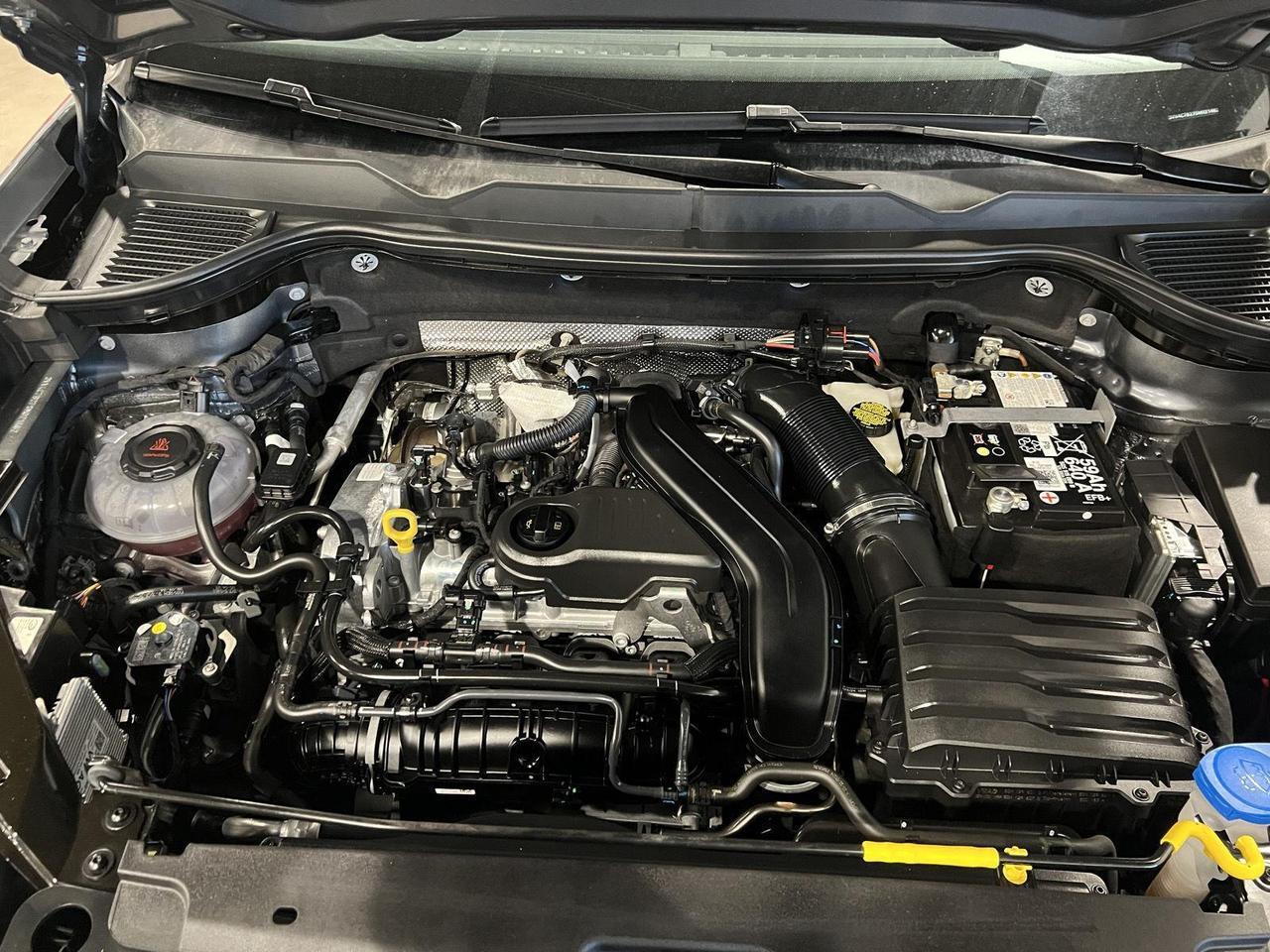 2025 Volkswagen Taos SEL Parker CO