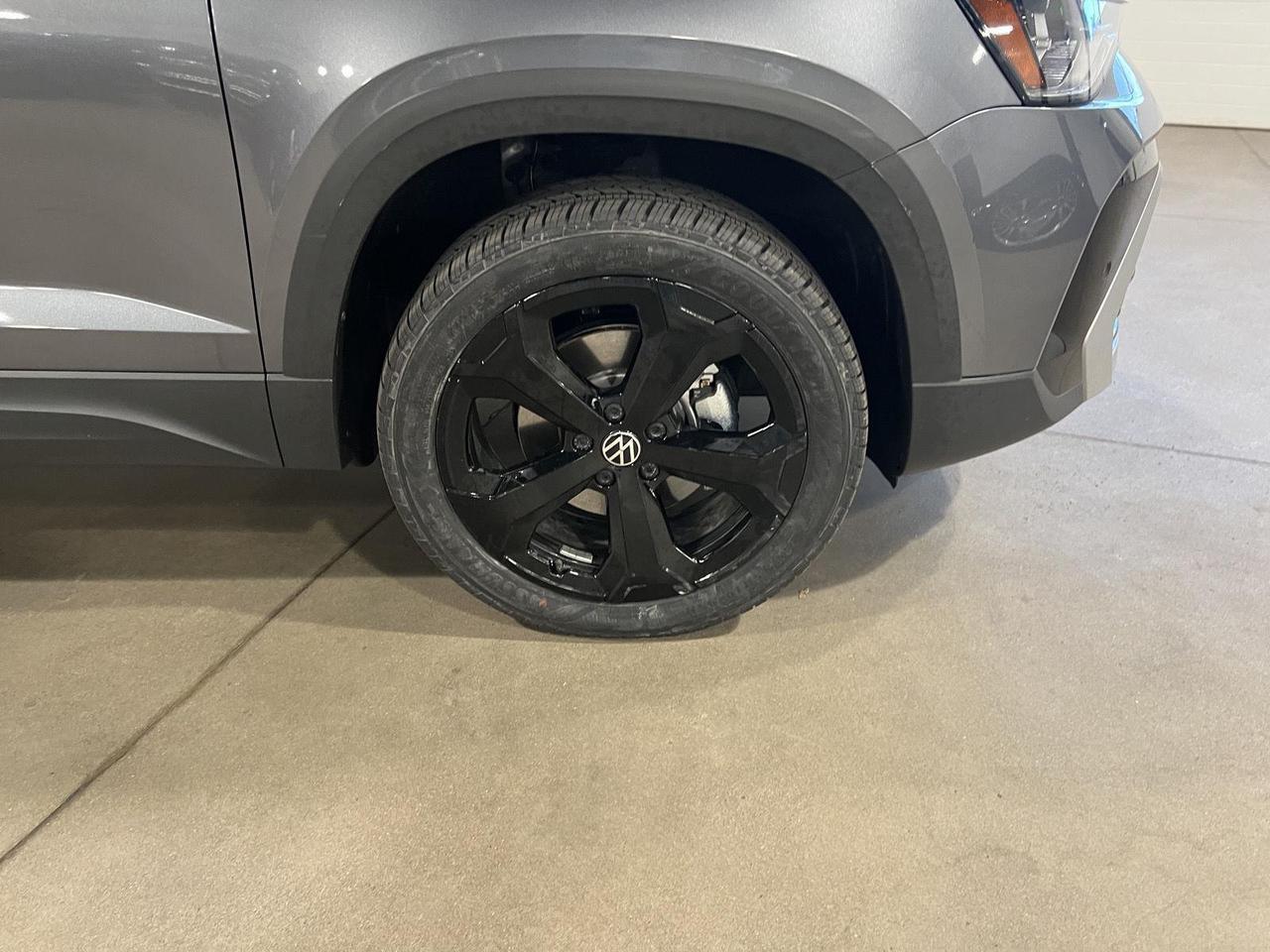 2025 Volkswagen Taos SEL Parker CO