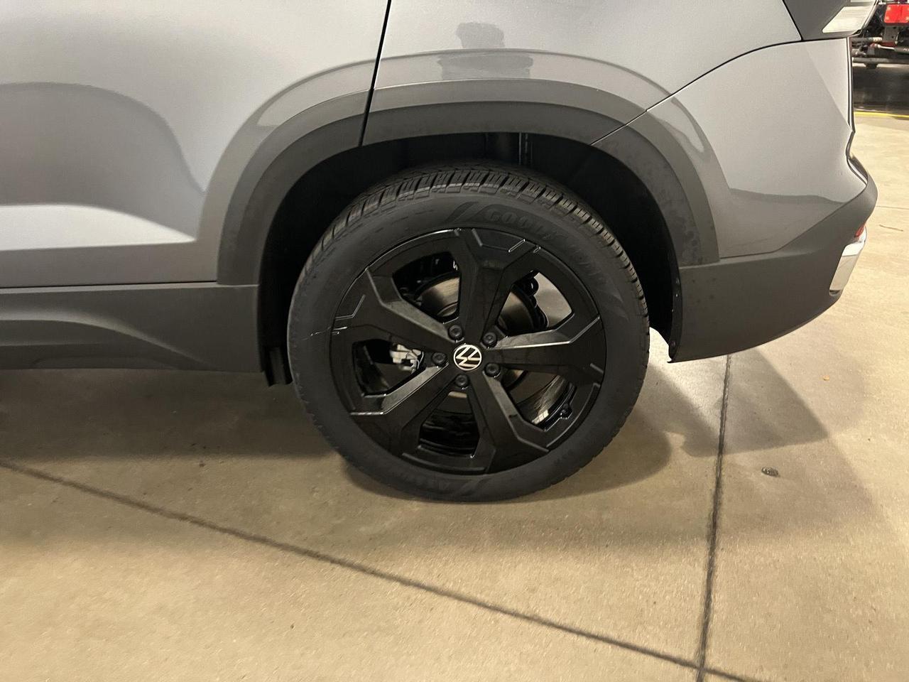 2025 Volkswagen Taos SEL Parker CO