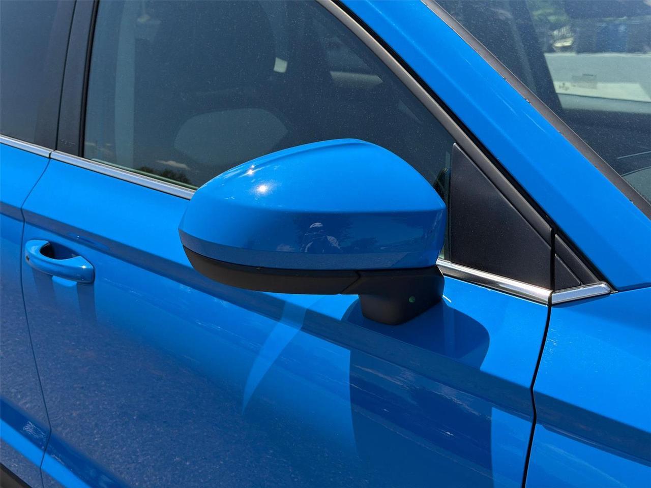 2025 Volkswagen Taos SEL Hagerstown MD