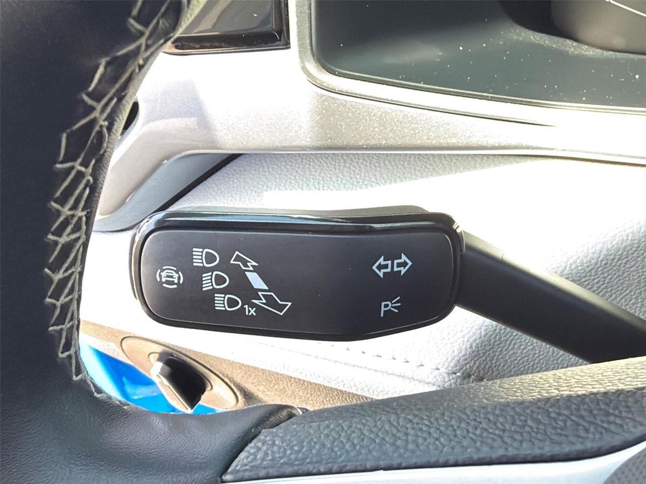 2025 Volkswagen Taos SEL Hagerstown MD