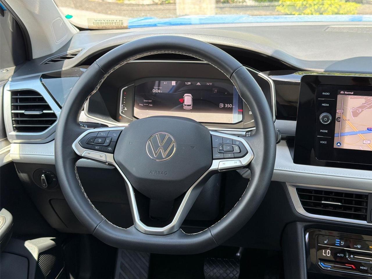 2025 Volkswagen Taos SEL Hagerstown MD