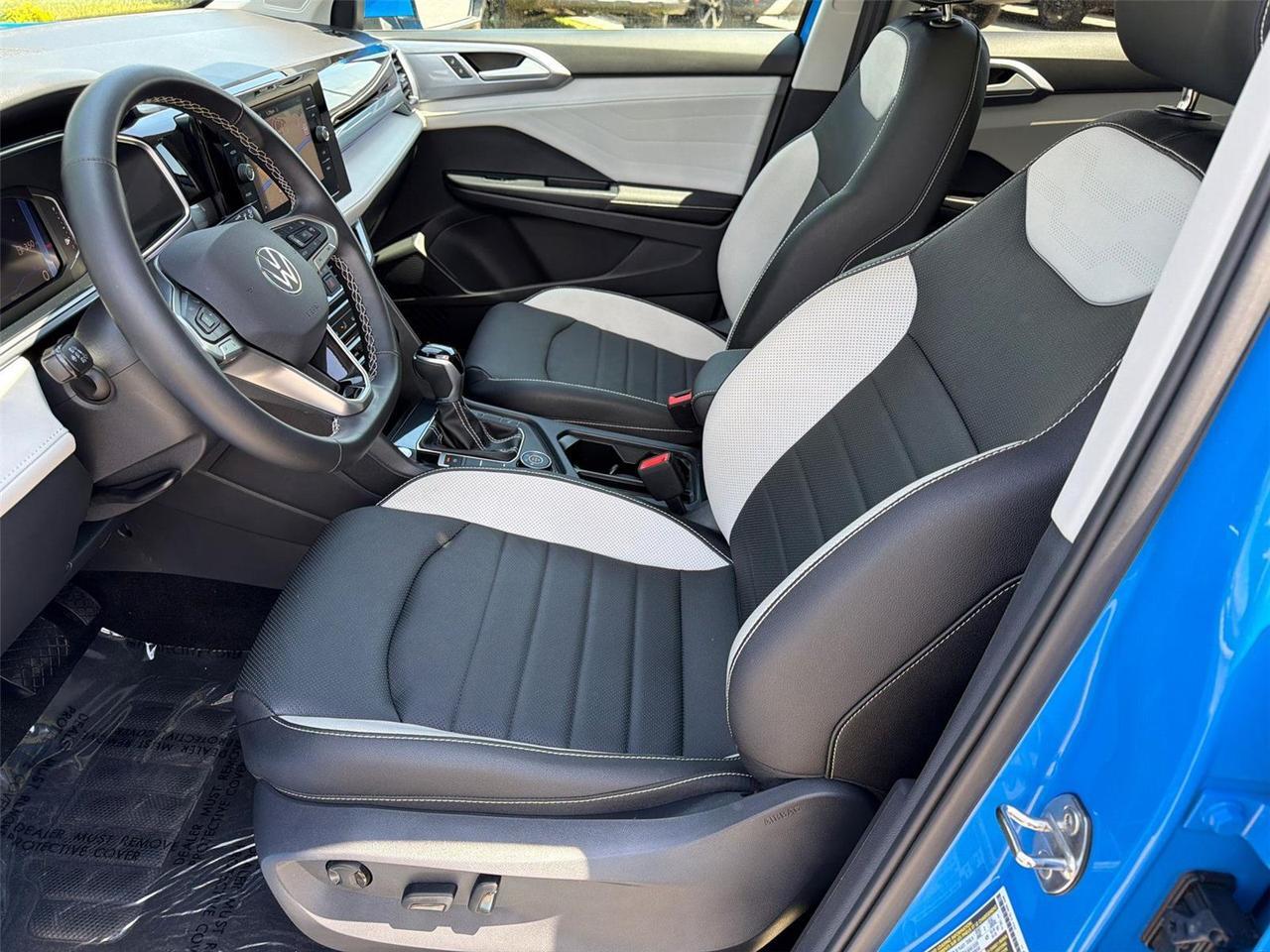2025 Volkswagen Taos SEL Hagerstown MD
