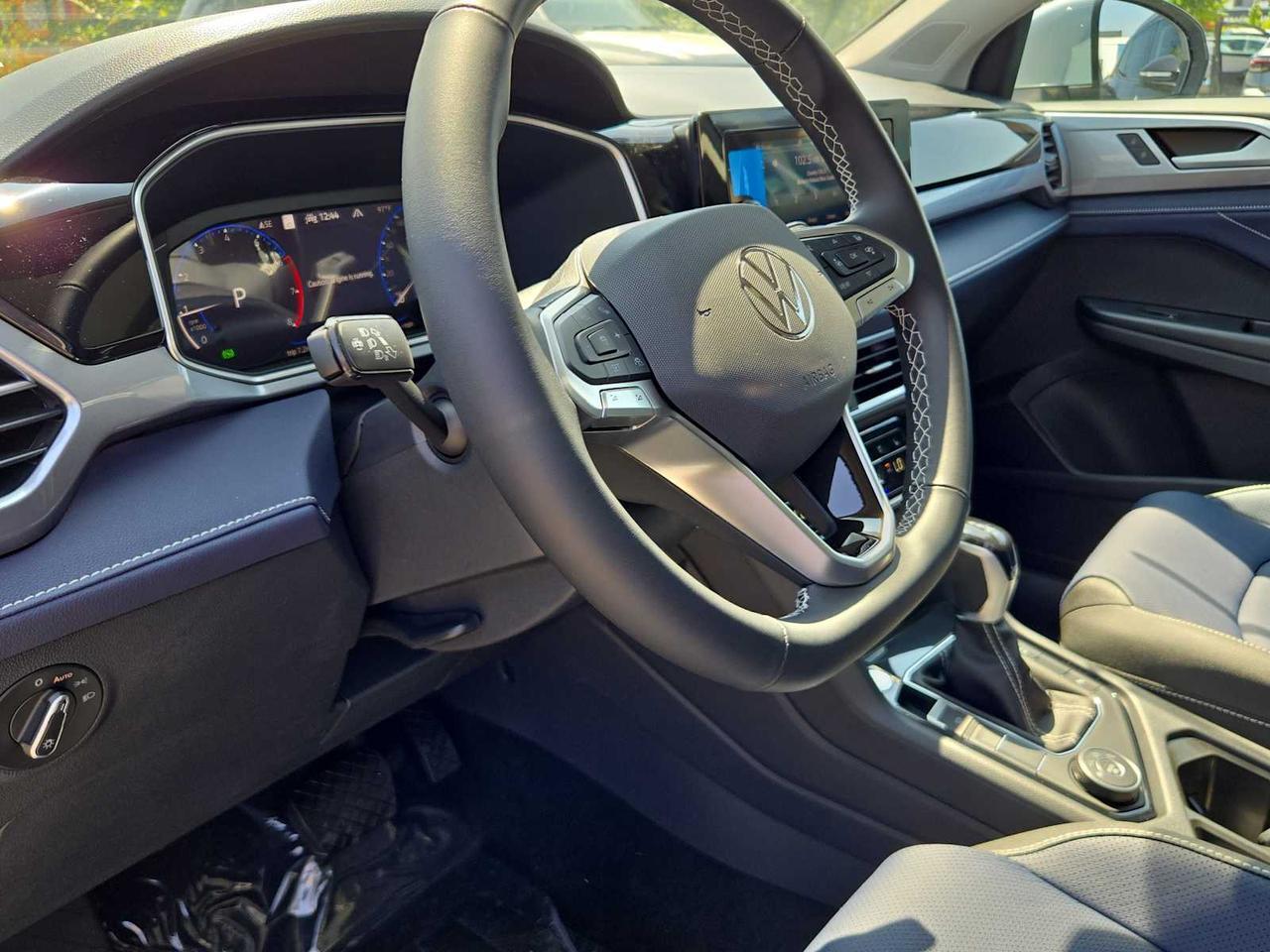 2025 Volkswagen Taos SEL Medford MA