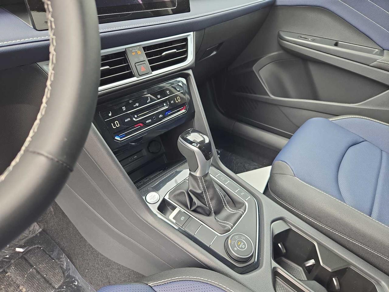2025 Volkswagen Taos SEL Medford MA