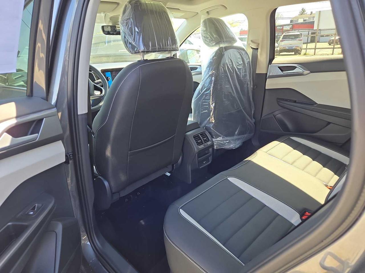 2025 Volkswagen Taos SEL Medford MA