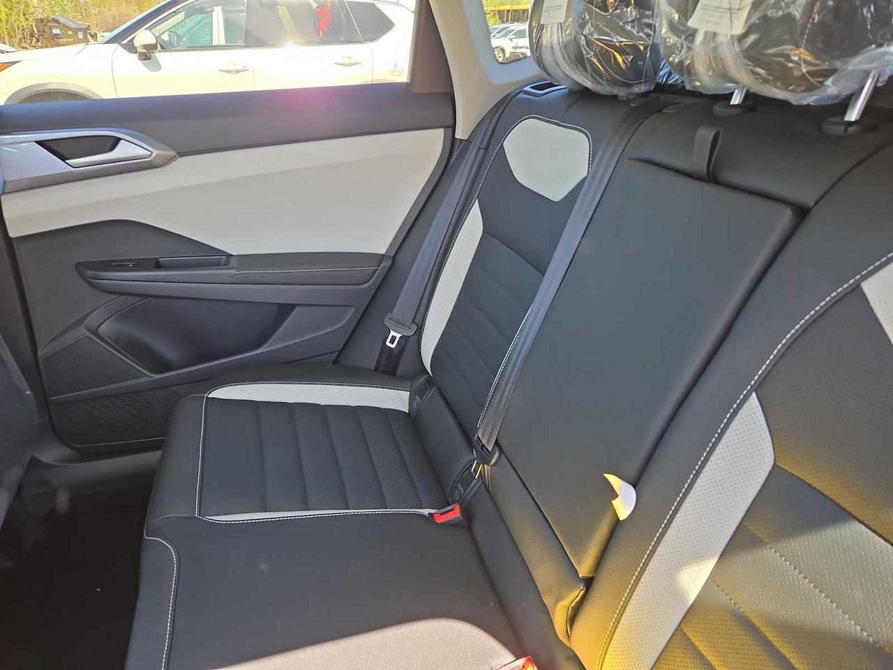 2025 Volkswagen Taos SEL Medford MA