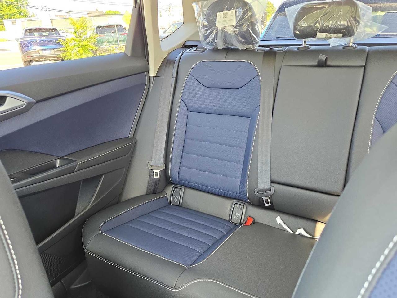 2025 Volkswagen Taos SEL Medford MA