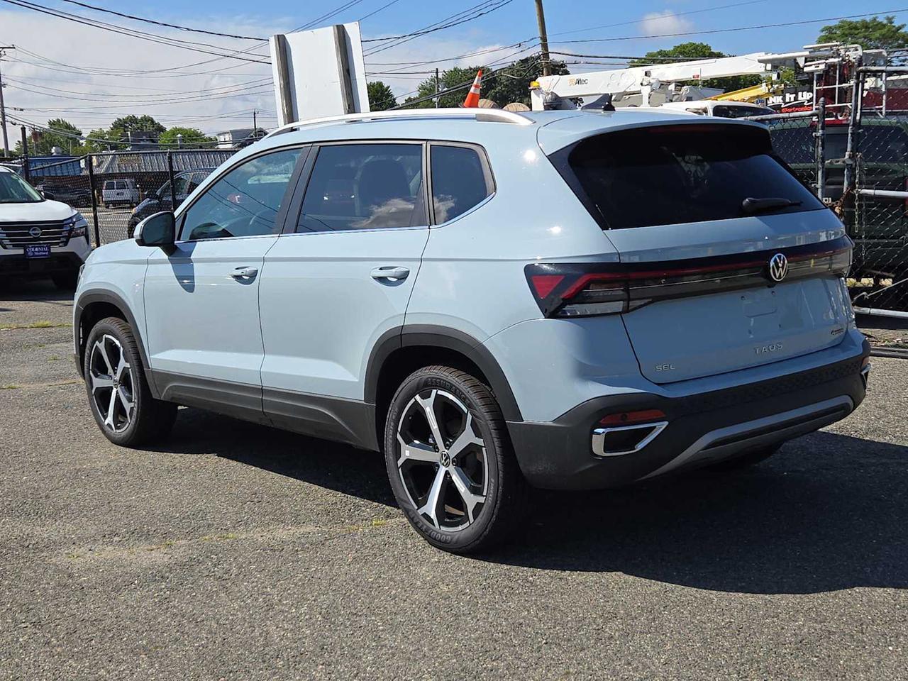 2025 Volkswagen Taos SEL Medford MA