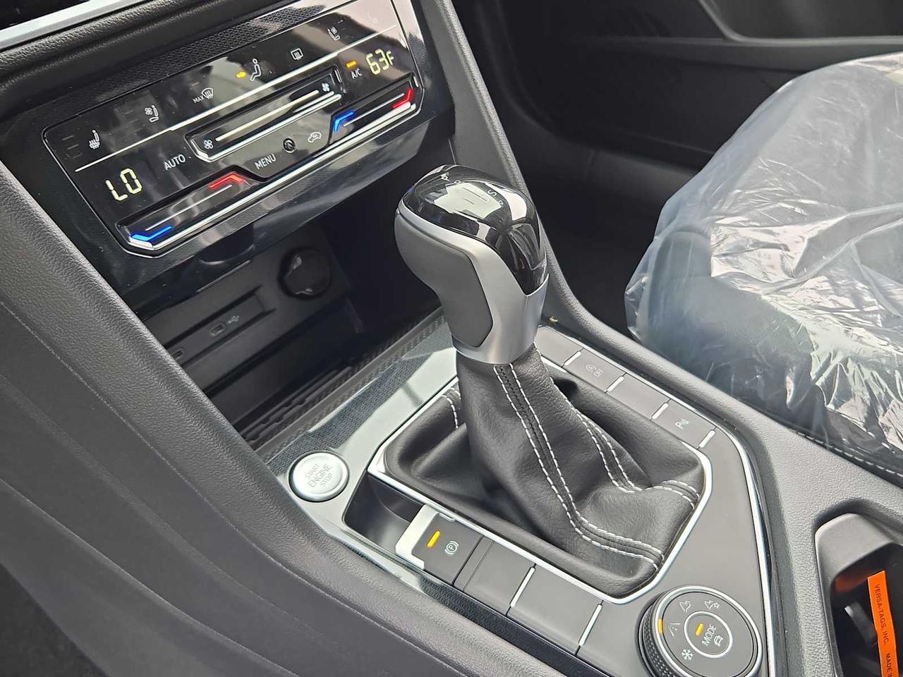 2025 Volkswagen Taos SEL Medford MA