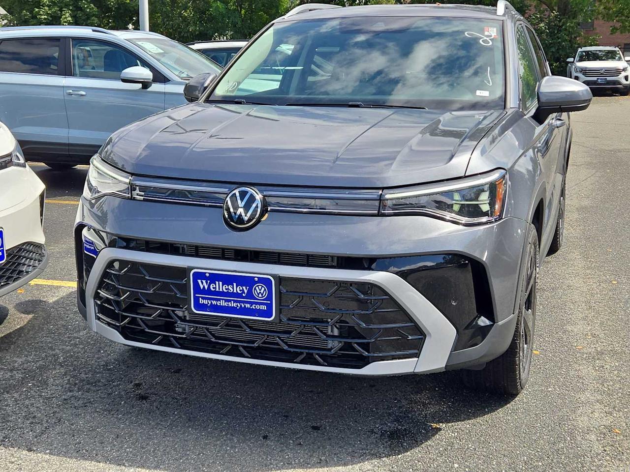 2025 Volkswagen Taos SEL Wellesley MA