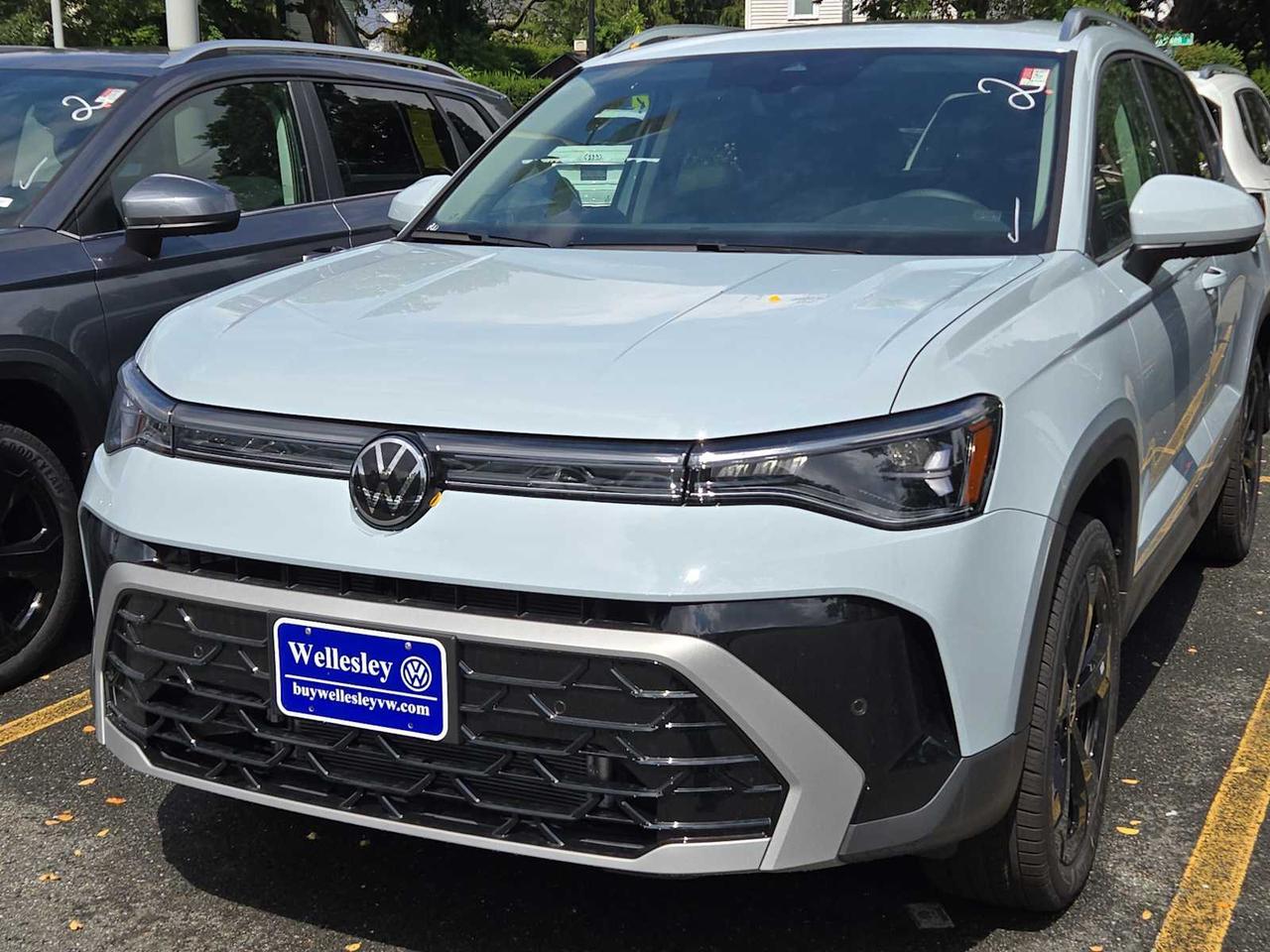 2025 Volkswagen Taos SEL Wellesley MA